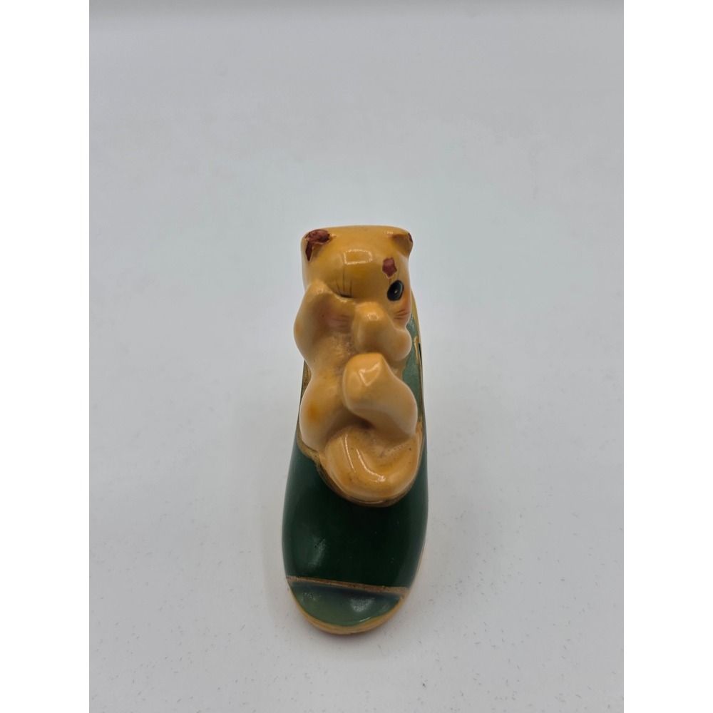 Vintage Ceramic Cat in High Heel Shoe Pencil Sharpener Green Yellow Kitsch Retro